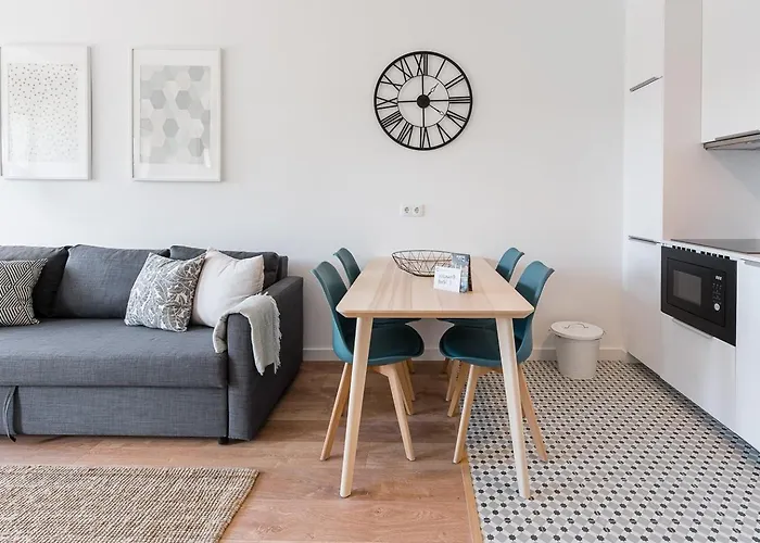 公寓 Guestready - Retreat With A Balcony *