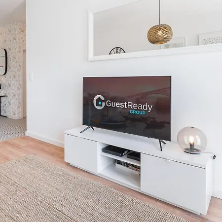 아파트 Guestready - Retreat With A Balcony